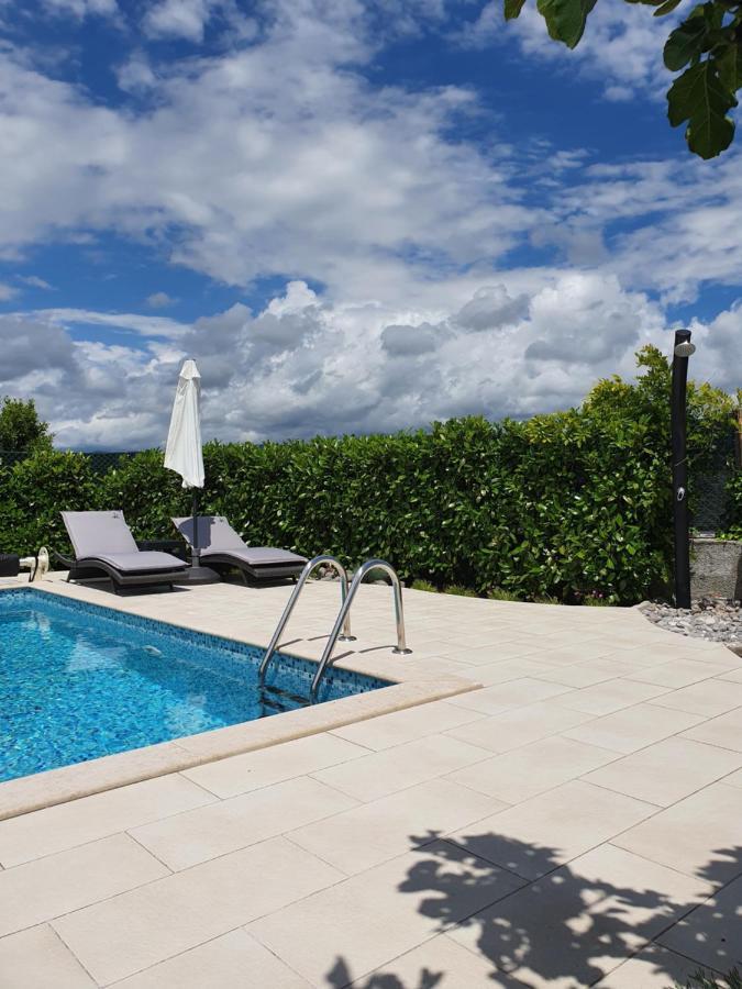 Holiday Home Demark Jurdani Luaran gambar